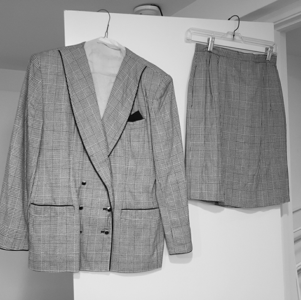 Houndstooth Skirt Suit